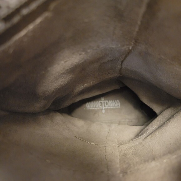 Minnetonka Suede Calf Hi 3-Layer Fringe Moccasin Pocahontas Cowgirl Western Boot - Picture 6 of 11